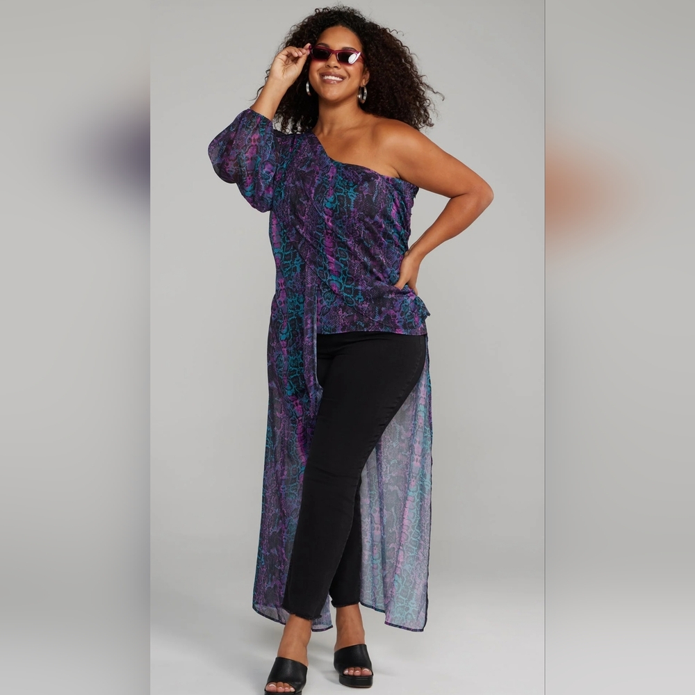NWT 3X FASHION TO FIGURE One Shoulder Hi-Lo Snake Print Blouse